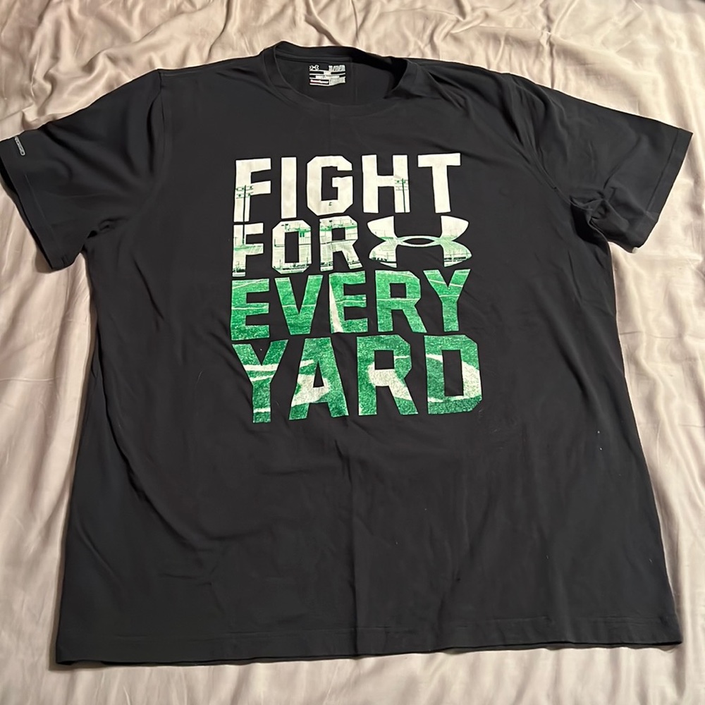 Mens UnderArmour Shirt